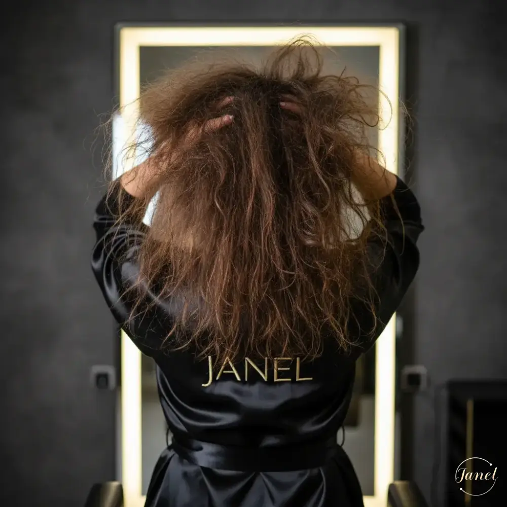 کوتیکولهای باز مقصران اصلی آشفتگی موهای شما کوتیکولهای باز مقصران اصلی آشفتگی موهای شما