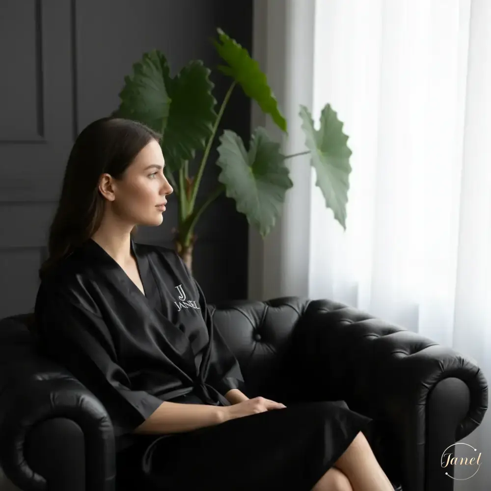 تفاوت مرطوبکننده معمولی با ترمیمکننده تفاوت مرطوبکننده معمولی با ترمیمکننده