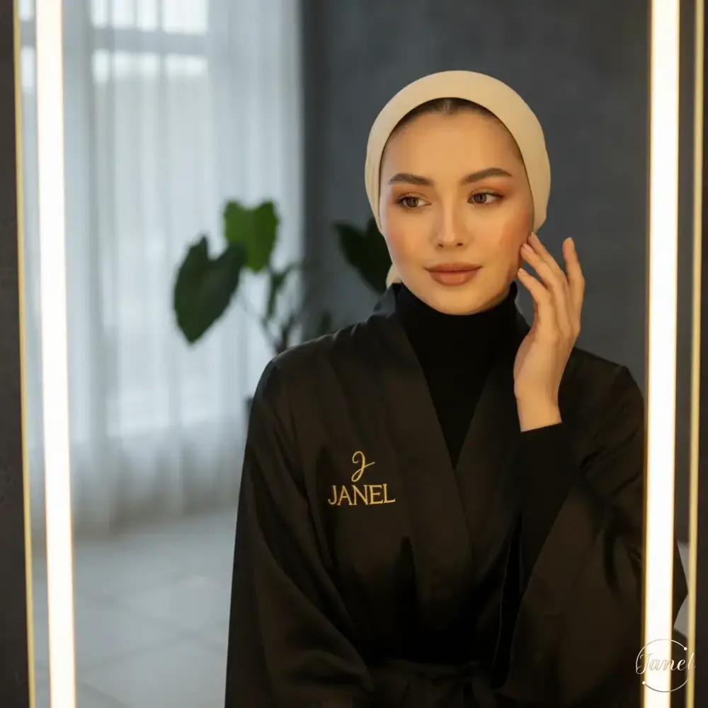 خط چشمهای گرافیکی و ترکیب رنگهای خاکی Latte Makeup خط چشمهای گرافیکی و ترکیب رنگهای خاکی Latte Makeup