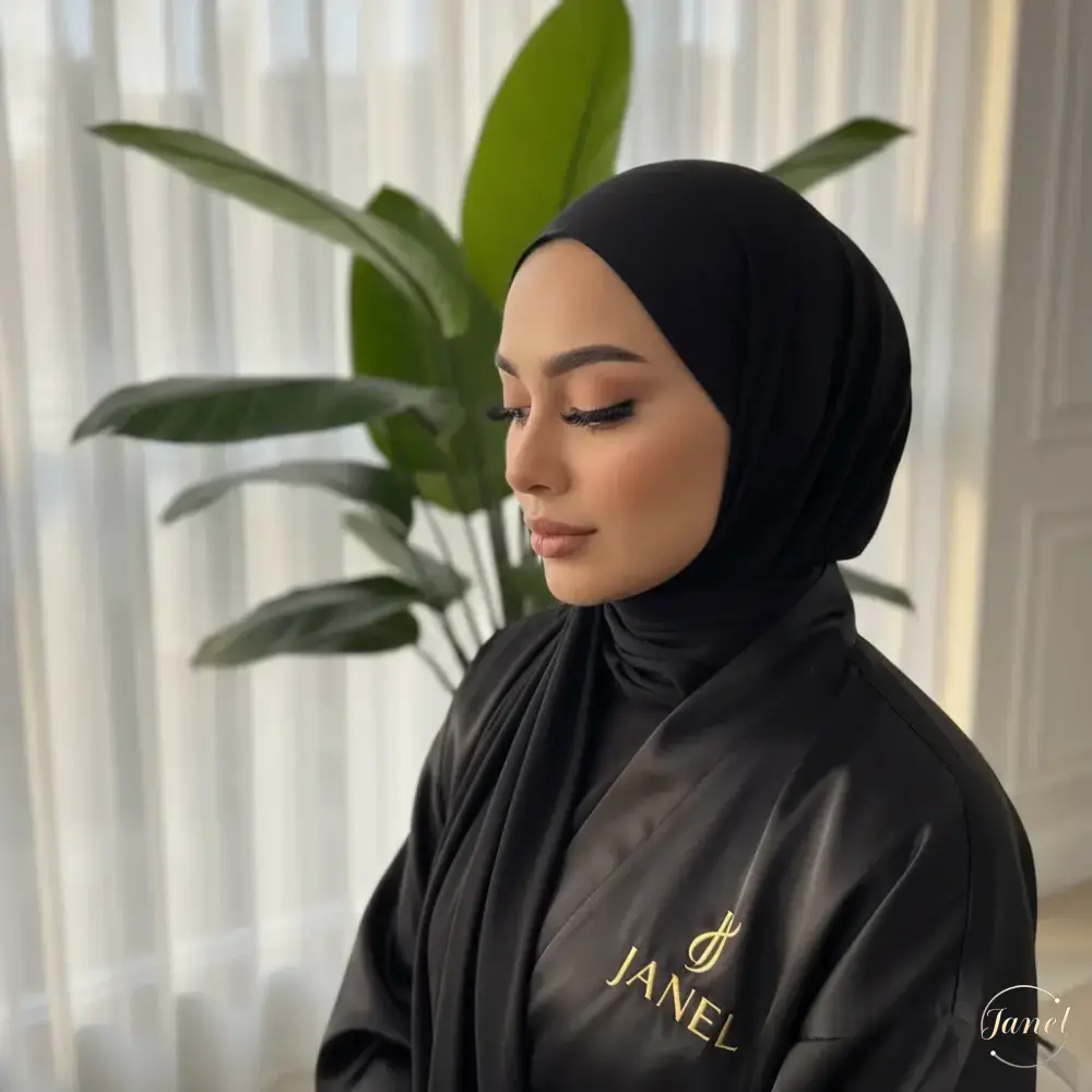 مدل کیم کارداشیان و انیمه مدل کیم کارداشیان و انیمه