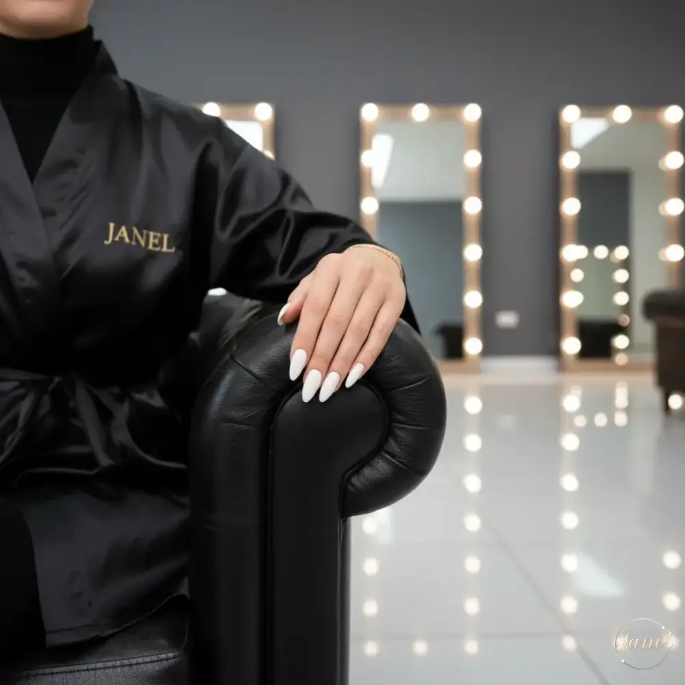 سالن زیبایی جانل