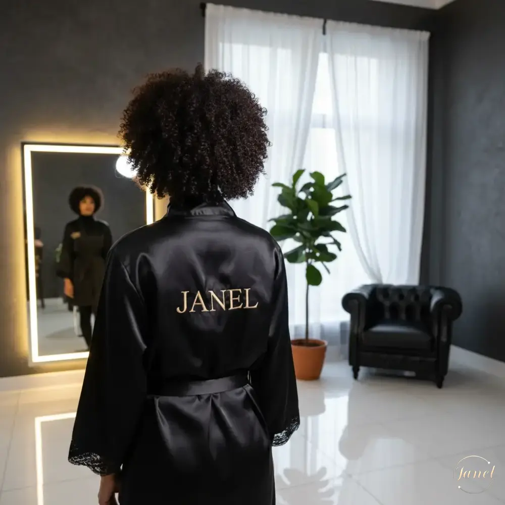 هشدار جدی دو ابزاری که باید از موی فر شما دور بمانند هشدار جدی دو ابزاری که باید از موی فر شما دور بمانند