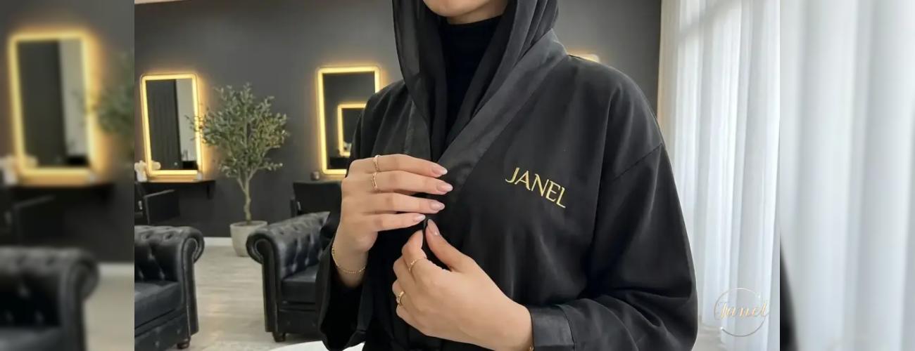 چرا روی موی مشکی نمیتونیم دکلره روشن بزنیم؟ + رازهای دکلره ایمن در مشهد