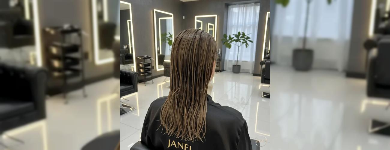 علم پشت موهای خیس چرا «شکست پیوندهای هیدروژنی» موهایتان را پودر می‌کند؟