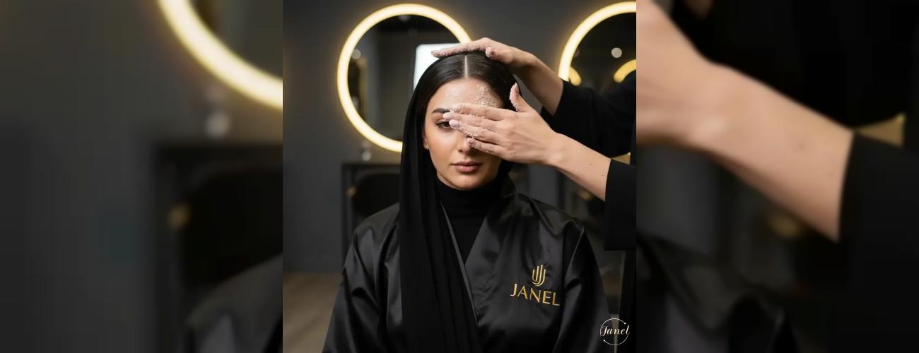 اسکراب کف سر چیست؟ راز تنفس دوباره پوست و خداحافظی با شوره و چربی