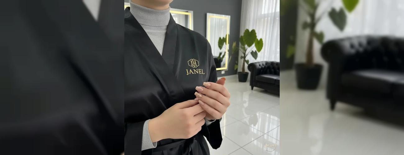 جادوی زیبایی دستان شما تجربه لوکس‌ترین خدمات در بهترین مرکز کاشت ناخن در مشهد (جانل)