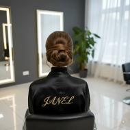 معجزه تغذیه برای مو: راز ماندگاری شنیون و سلامت مو در سالن زیبایی جانل