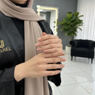 کاشت ناخن نمازی چیست؟ زیبایی شرعی بدون مانع برای وضو + معرفی روش‌ها در مشهد