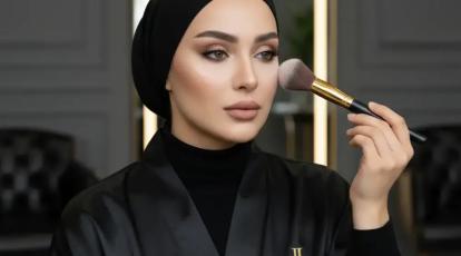 «پودر فیکس» یا «پنکیک»؟ کدام آرایش را ضدآب می‌کند؟ + پودر فیکس چیست درمشهد