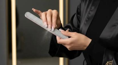 ریموو کاشت در خانه روش اصولی برداشتن ناخن بدون آسیب زدن به صدف (فویل و استون) + مراحل گام‌به‌گام