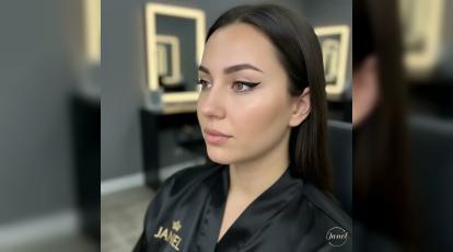 تفاوت بن مژه و خط چشم دائم چیست؟ + راهنمای انتخاب بهترین مدل برای چشمان شما