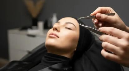 ۷ باور غلط کاشت مژه در مشهد از آسیب تا ظاهر مصنوعی!