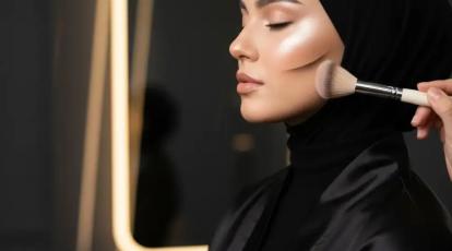 گونه‌های برجسته بدون جراحی؟ (جادوی کانتور و فریب مغز در میکاپ حرفه‌ای)