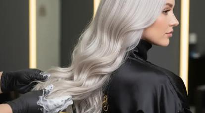 چرا رنگ موی بلوند زود پاک می‌شود؟ معجزه ماسک موی ویتامینه در تثبیت رنگ‌های یخی!