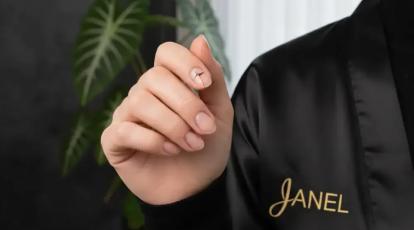 ناخن شکسته از وسط نجات فوری و ترمیم ناخن شکسته در خانه با چای کیسه‌ای