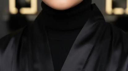 خط لب «تیره تر از رژ» راز جذابیت دهه ۹۰ + بهترین آرایش لب قلوه ای درمشهد