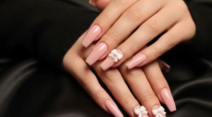 رقص رنگ‌های صورتی ترند ناخن «باله» (Balletcore) و مدل‌های پاپیونی در مشهد