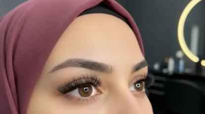 اکستنشن مژه مدل «گربه‌ای» (Cat Eye) چرا این استایل برای چشم‌های شما ممنوع است؟