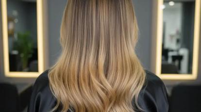 خداحافظی با ریشه تیره معجزه بالیاژ معکوس برای موهای بلوند در مشهد (تکنیک Reverse Balayage)