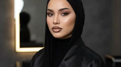 بازگشت باشکوه دهه ۹۰ کدام استایل‌های میکاپ و مو امسال دوباره مد شده‌اند؟