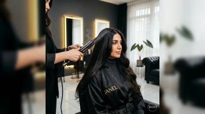  تفاوت اکستنشن موی طبیعی و الیاف مصنوعی؛ راهنمای انتخاب بهترین اکستنشن مو مشهد