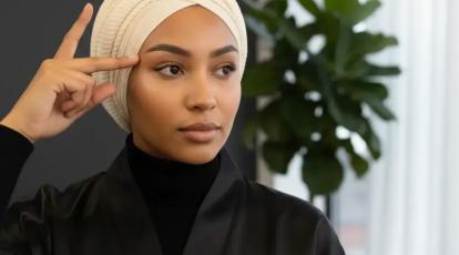 لیفت شقیقه با نخ یا چسب‌های لیفتینگ؟ بررسی ماندگاری و عوارض جدیدترین ترند زاویه‌سازی