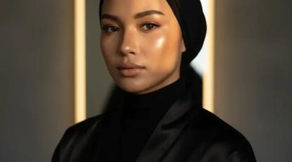 راهنمای کامل انتخاب میکاپ براق و شاین برای عکاسی فرمالیته در فصل پاییز