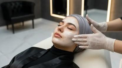 پوست شما تشنه این ۷ فایده است چرا فیشیال تخصصی در مشهد یک ضرورت است نه یک انتخاب؟