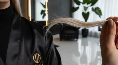 وقتی مو مثل آدامس کش می‌آید چه کنیم؟ نقشه نجات اضطراری “موی دکلره سوخته” | احیای فوری در مشهد