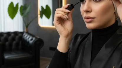 7 ممنوعیت حیاتی در اکستنشن: قبل و بعد از کاشت مژه چه کارهایی را نباید انجام داد؟ (راز ماندگاری)