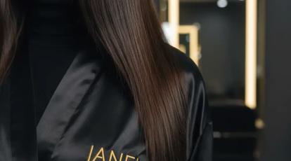 نبرد «شامپو رنگ» و «رنگ موی دائم» کدام یک سلامت مو را تضمین می‌کند؟ + راهنمای انتخاب