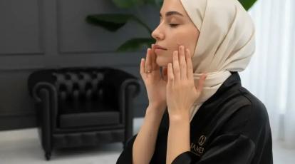 روتین پوست چرب و جوش‌دار: خداحافظی با آکنه و چربی اضافه + مراحل دقیق