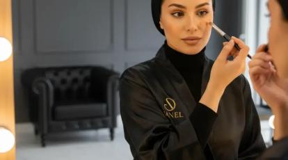 راهنمای جامع انتخاب رنگ کورکتر: کدام رنگ برای پوست شما معجزه می‌کند؟ (رازهای گریم جانل)