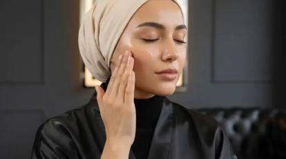 روتین صحیح پوست و معجزه شستشوی دو مرحله‌ای دبل کلینزینگ چیست درمشهد؟