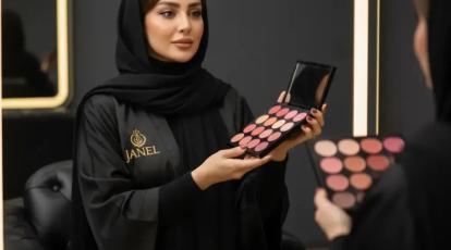 راز انتخاب رنگ رژگونه که چهره‌تان را دگرگون می‌کند راهنمای کامل تناژ پوست و فرم صورت