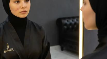 روتین پوستی برای نوجوانان بلوغ و جوش‌های مزاحم (چه محصولاتی نخرند؟)