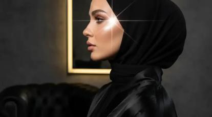 هایلایتر مایع یا پودری؟ راهنمای انتخاب برای پوست چرب و خشک + تکنیک لایه‌گذاری ۳ بعدی