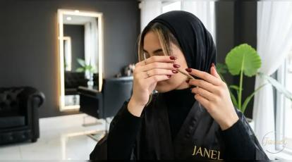 دکلره فیس فریم یا تمام دکلره؟ تفاوت فیس فریم با مش که قبل از رنگ مو در مشهد باید بدانید!
