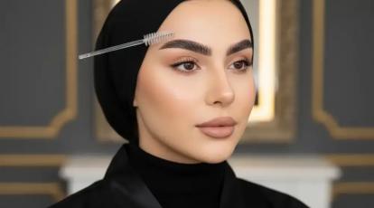 آرایش «ابروهای صابونی» (Soap Brows) بدون سفیدک زدن راز لیفت طبیعی + خدمات صابون ابرو در مشهد