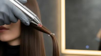 اکستنشن لیزری (میکرو لیزر) ظریف‌ترین روش نصب مو بدون آسیب و ریزش