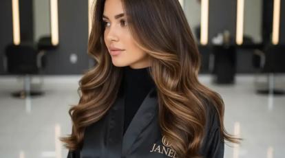 رنگ لایت روی موی تیره چطور بدون آسیب، موهایی درخشان داشته باشیم؟