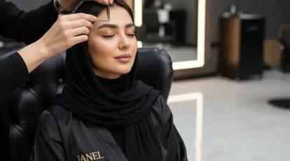 کدام مدل ابرو برای فرم صورت شما ایده‌آل است؟ راهنمای تخصصی آرایش و اصلاح ابرو در مشهد