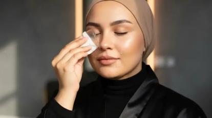 خداحافظی با پف صبحگاهی صورت: ۵ راهکار فوری + معرفی بهترین مرکز فیشیال در مشهد