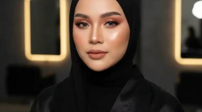 آرایش «تک رنگ» (Monochromatic) راز جذابیت مینیمال + خدمات ست آرایش صورت درمشهد