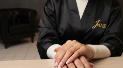 ترمیم کاشت ناخن راز ماندگاری زیبایی و زمان طلایی مراجعه به سالن