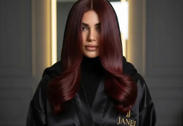 جادوی «رنگ موی ماهاگونی» رقص قرمز و قهوه‌ای روی موها + بهترین مرکز رنگ مو ماهاگونی درمشهد